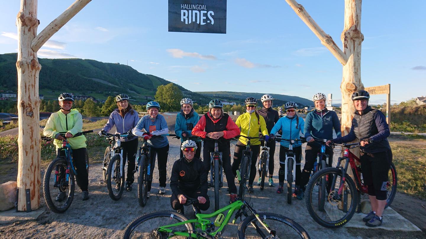GIRL RIDES -  MTB skills course for women (beginners)