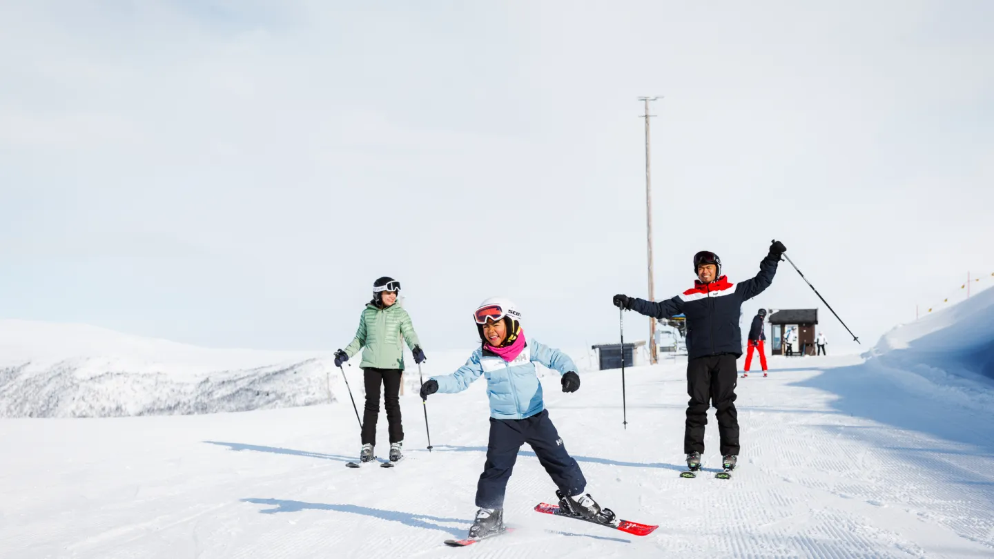 Familie på ski på Geilo